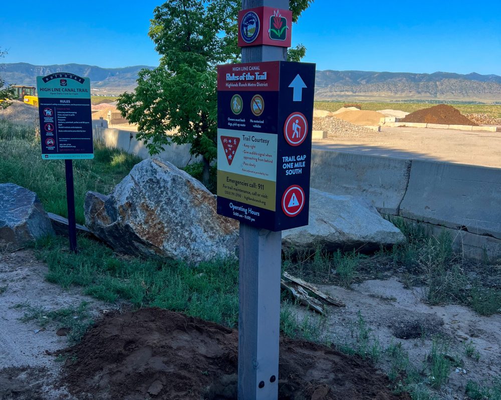 RULES SIGNS: Regulatory signage provides information on the rules of the trail and can be applied differently by jurisdiction.